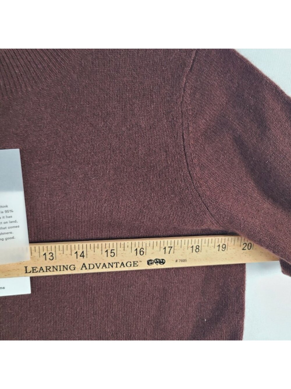 NEW Reformation Nikki Crewneck Cashmere Sweater In Mahogany Sz XS - Picture 5 of 8